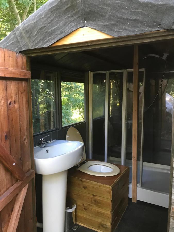 מולד Penbedw Uchaf Estate - Rural Retreats, Tennis מראה חיצוני תמונה