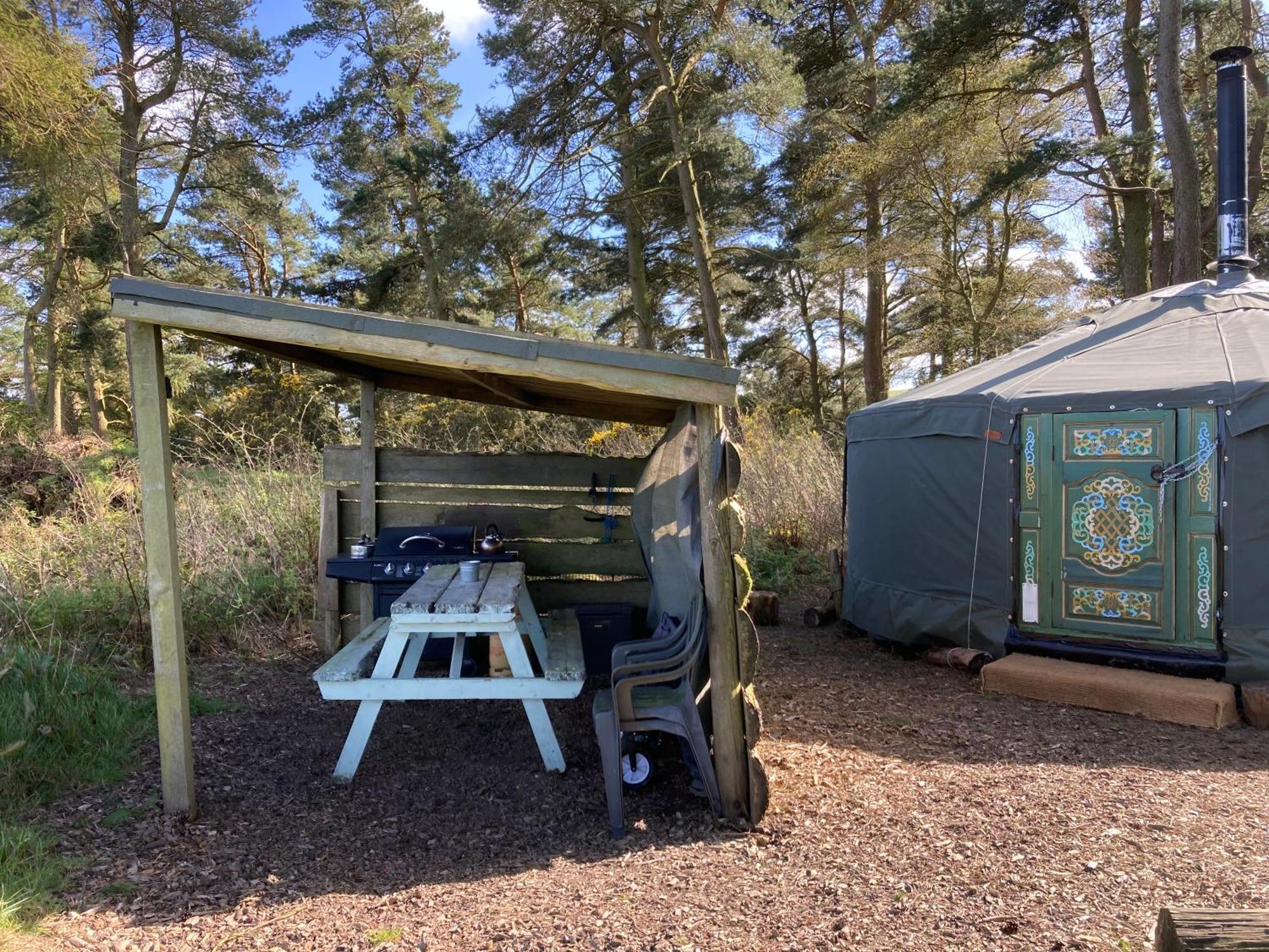 מולד Penbedw Uchaf Estate - Rural Retreats, Tennis מראה חיצוני תמונה